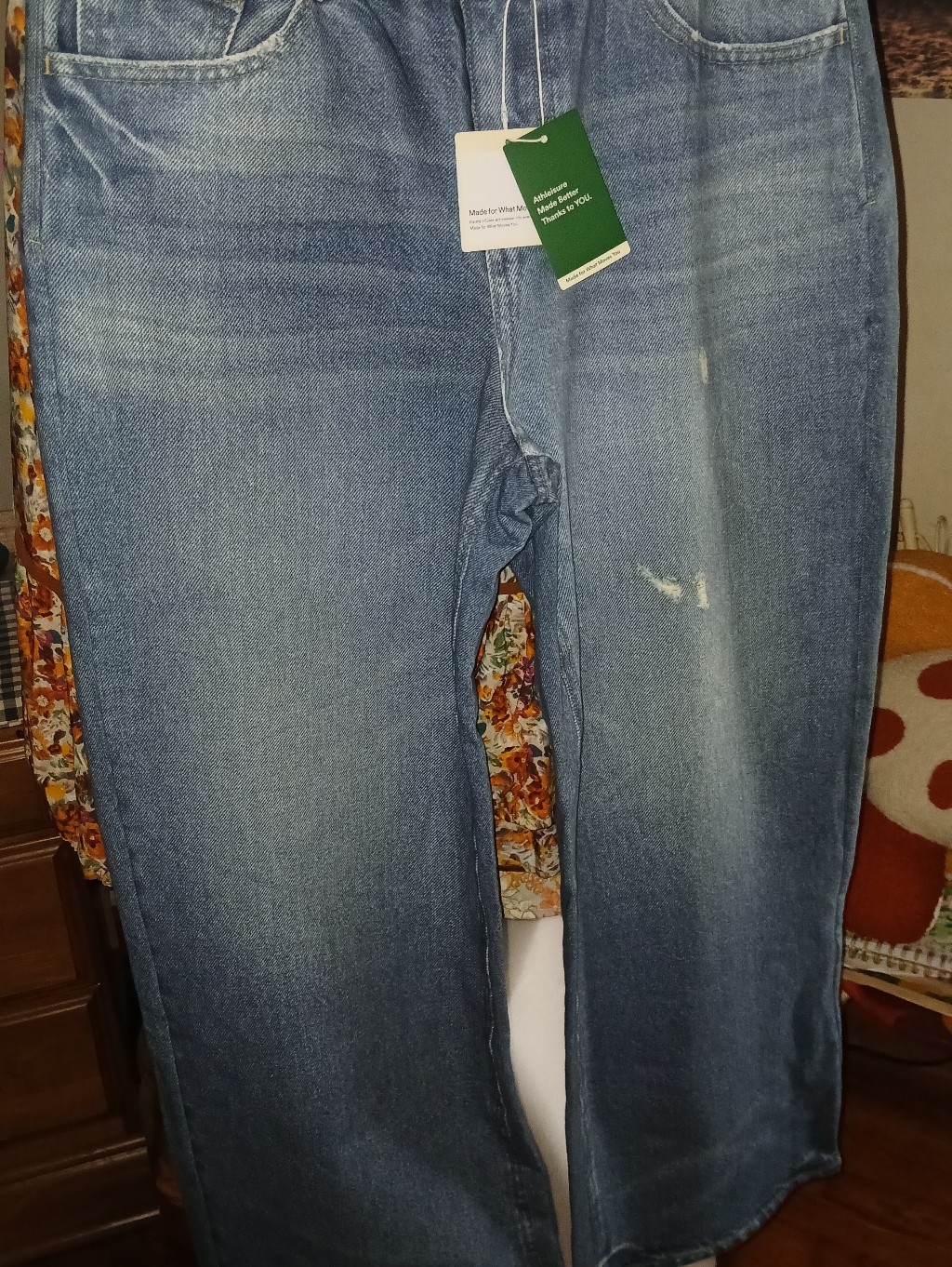 Halara Denim Jeans With Dark Green Tag And Cream Hang Tag